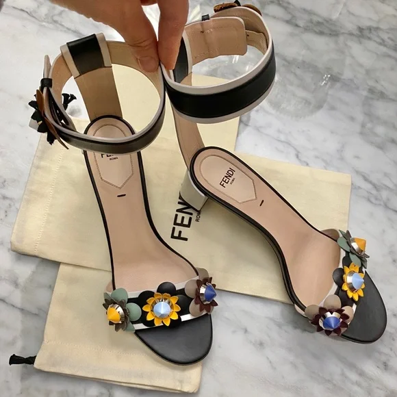 Gorgeous✨FENDI 🌼Flowerland 🌼Colorblock Leather Sandals - Picture 5 of 11